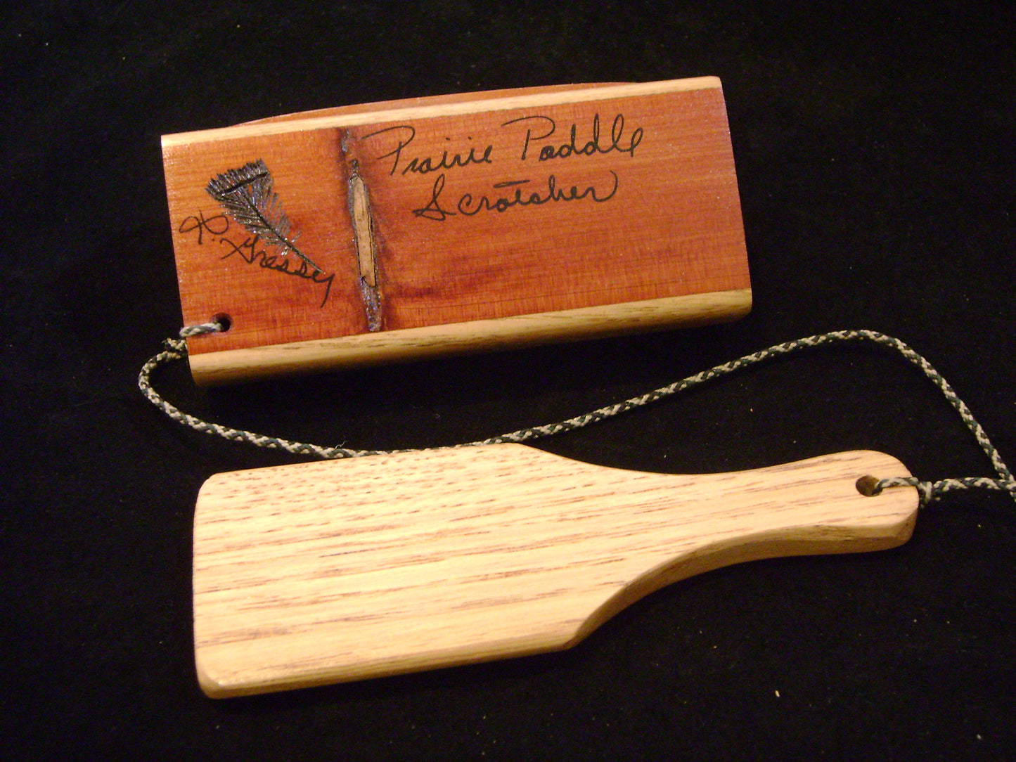 Red Cedar Box/Chestnut Trim and Paddle Scratch Box Call