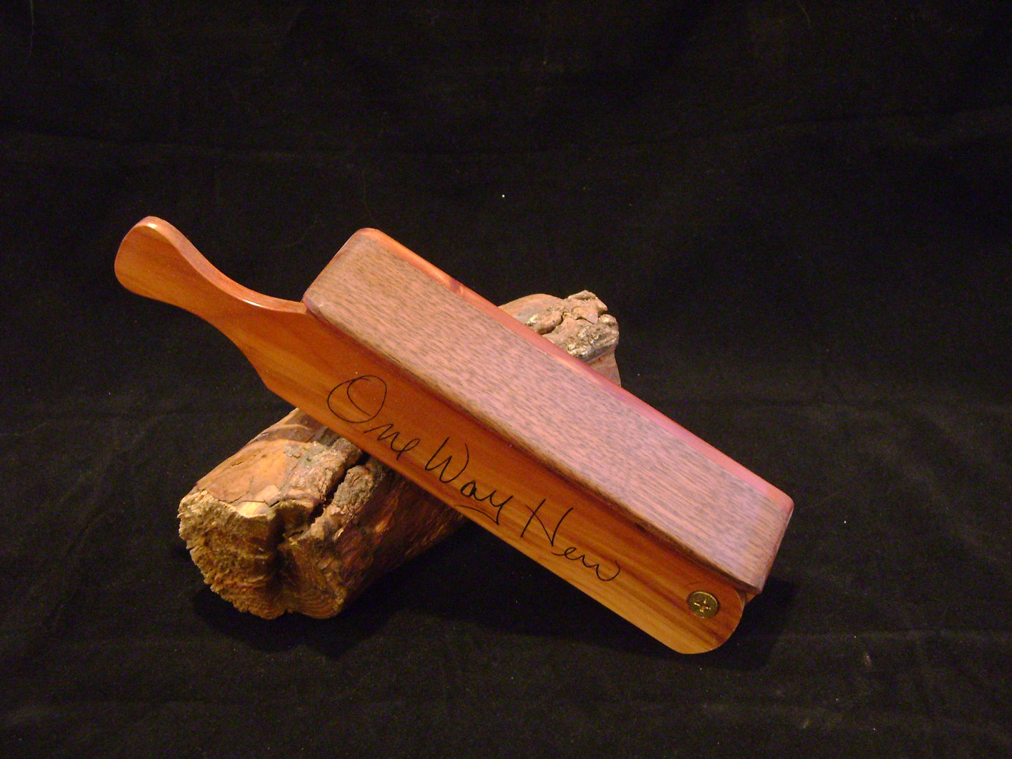 Red Cedar/Black Walnut One Way Hen Call